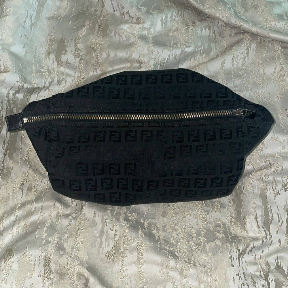 Fendi Pouch - Picture 2 of 4